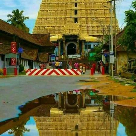 Devasthanam Lodge Thiruvananthapuram Exterior photo