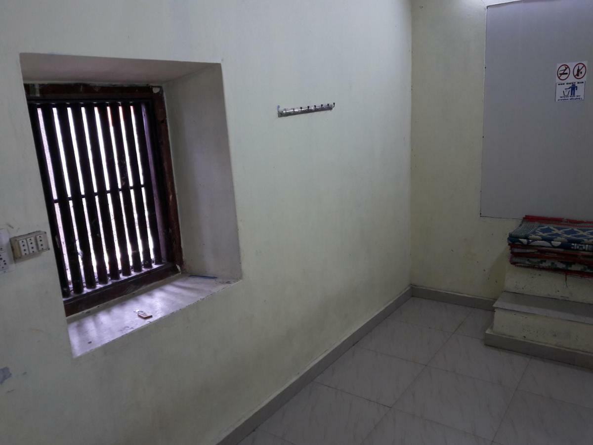 Devasthanam Lodge Thiruvananthapuram Exterior photo